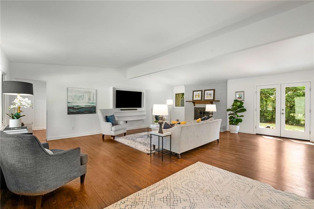 1638 Timberland Road NE