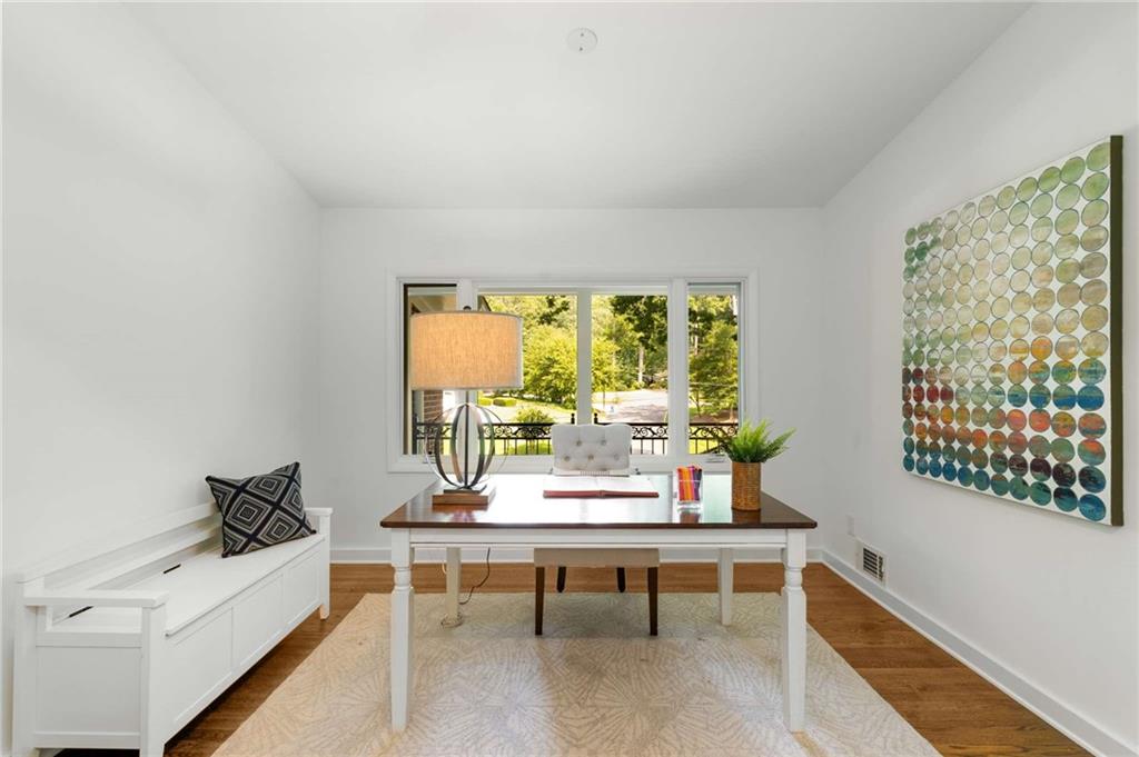 1638 Timberland Road NE