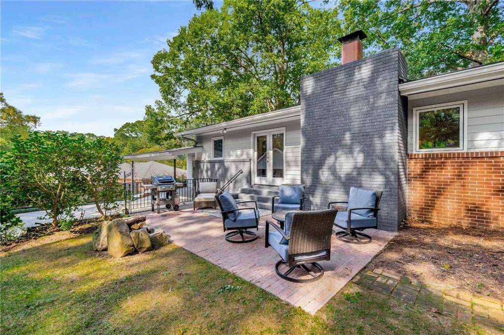 1638 Timberland Road NE