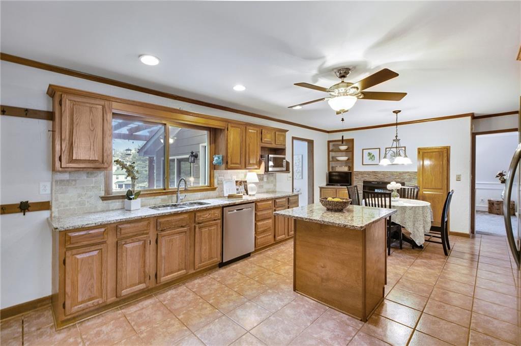 1966 Wenlok Trail NE