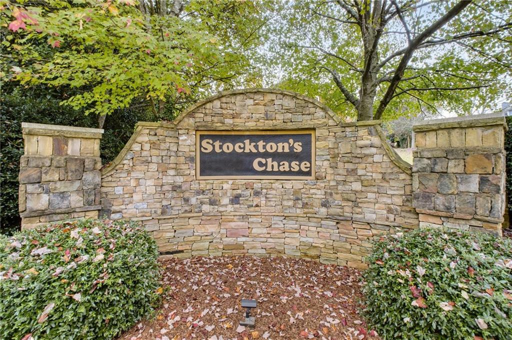 1966 Wenlok Trail NE