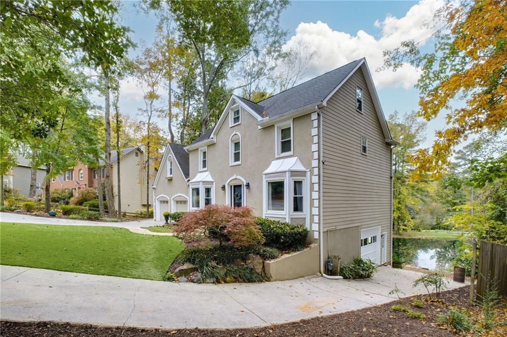 1966 Wenlok Trail NE