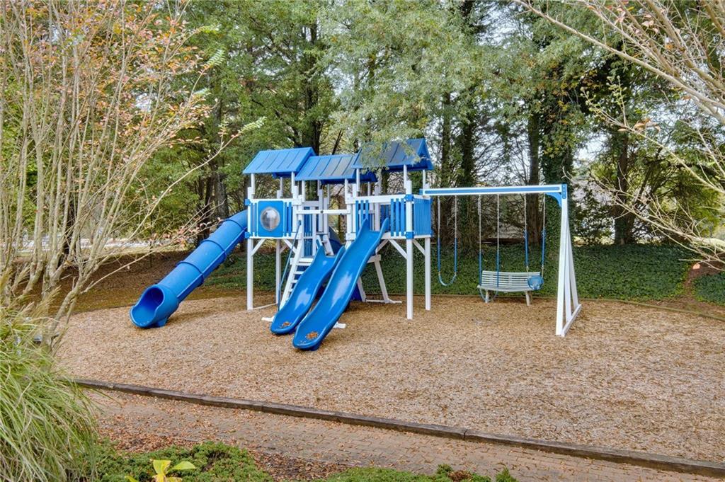 1966 Wenlok Trail NE