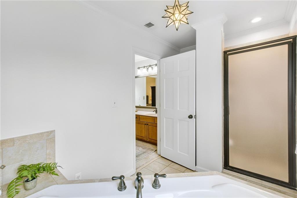 1966 Wenlok Trail NE