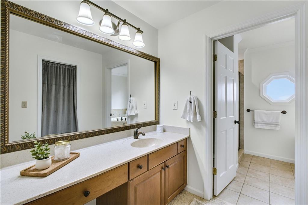 1966 Wenlok Trail NE