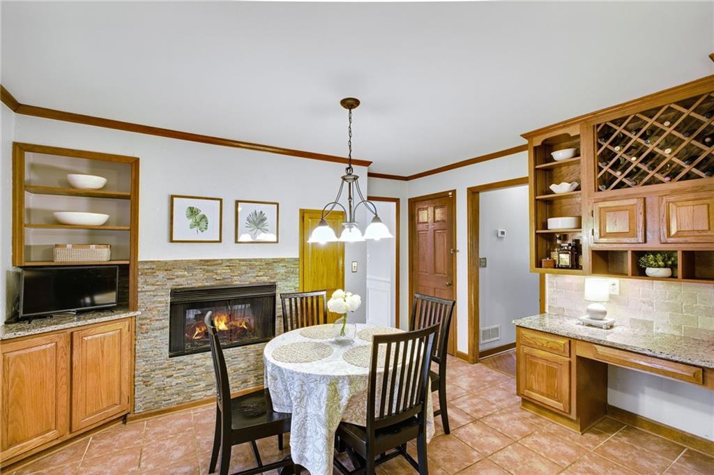 1966 Wenlok Trail NE