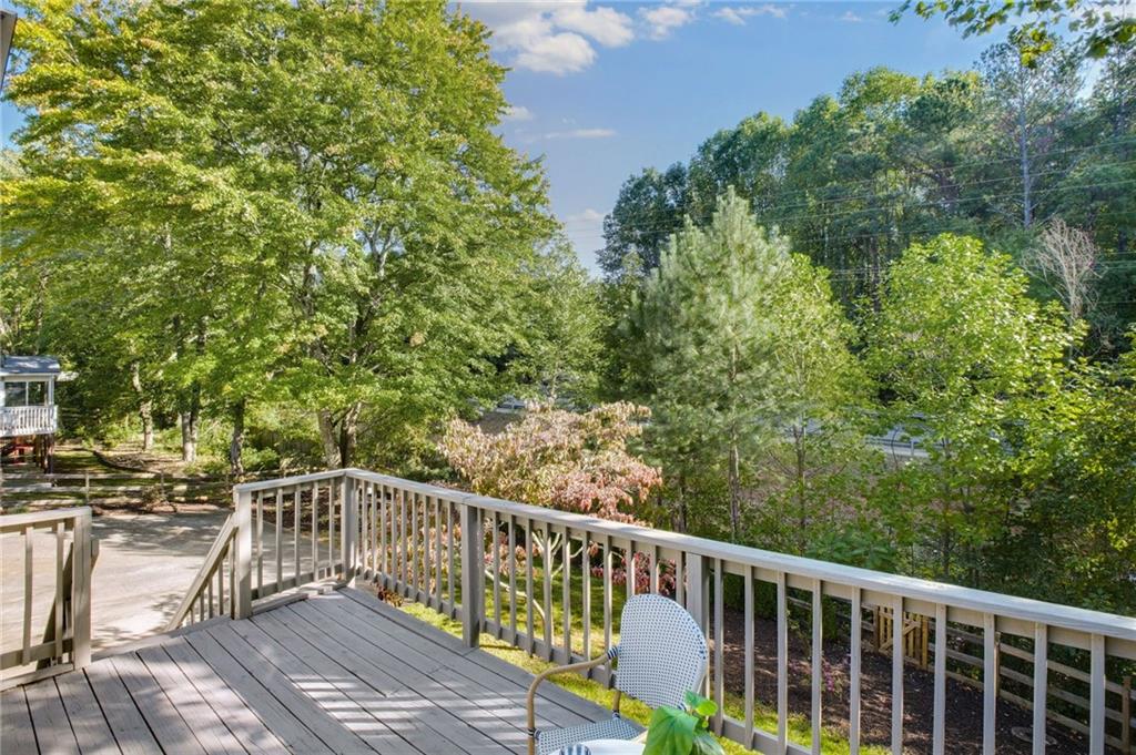 3318 Devaughn Drive NE