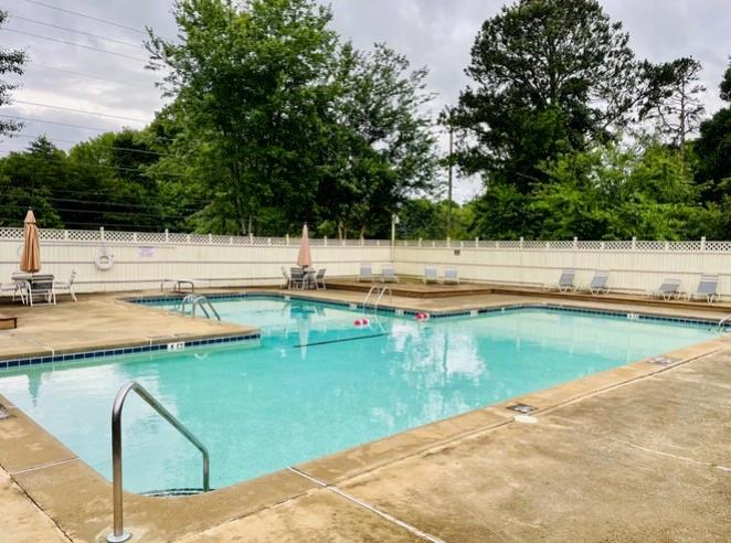 3318 Devaughn Drive NE