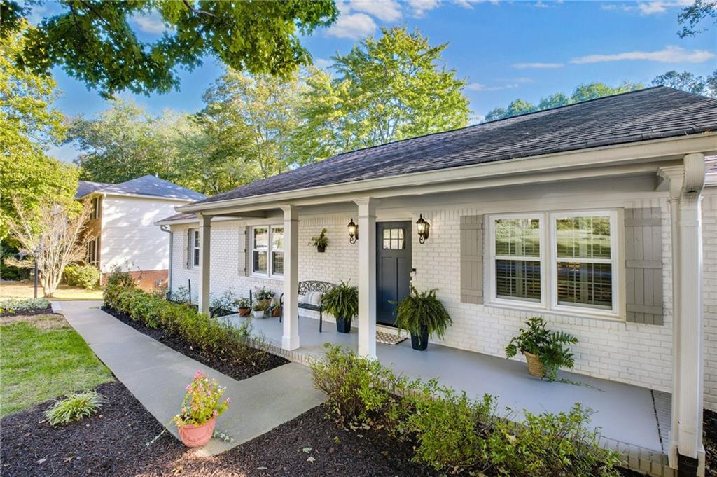 3318 Devaughn Drive NE