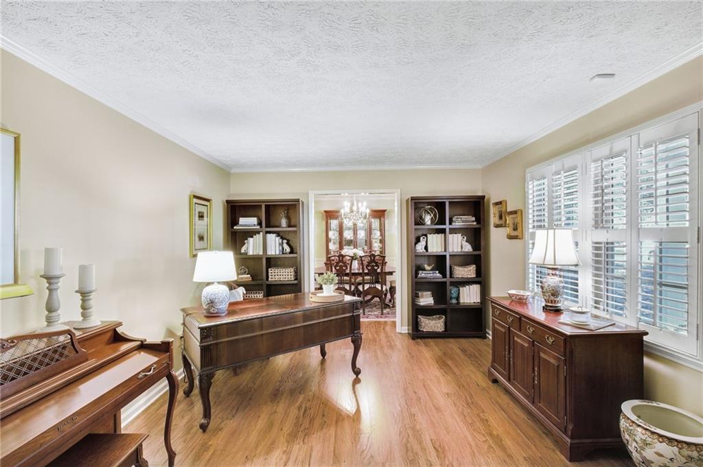 3318 Devaughn Drive NE