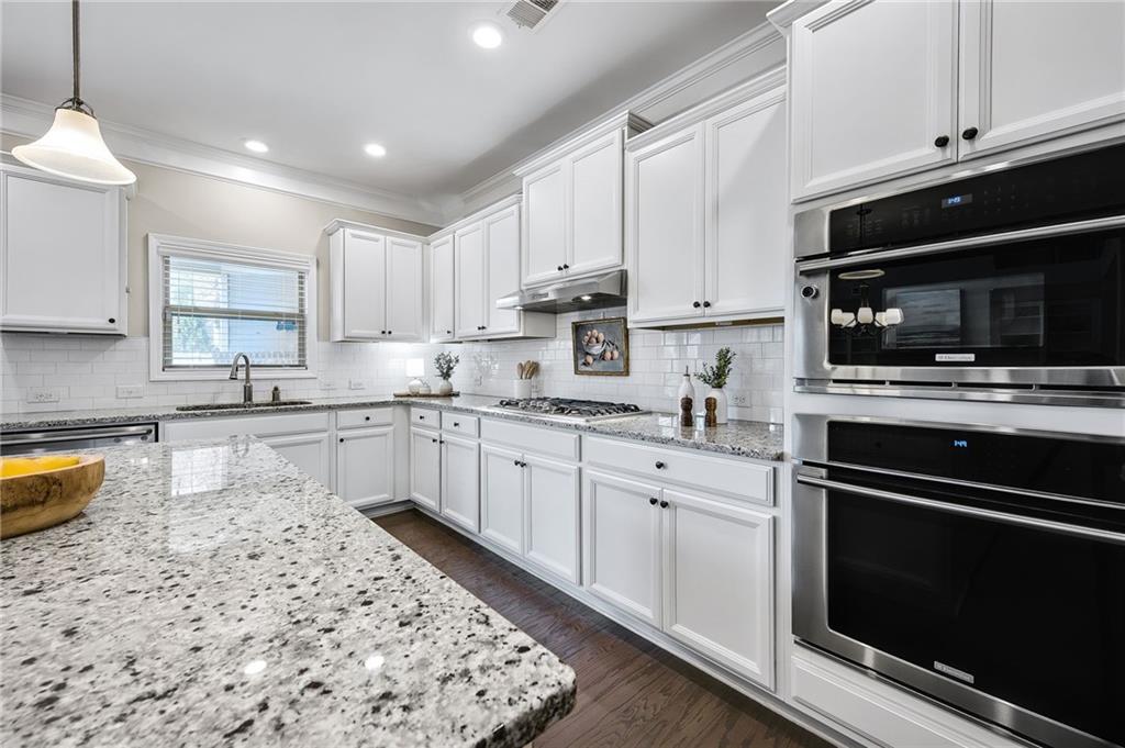 306 Sparrow Song Lane