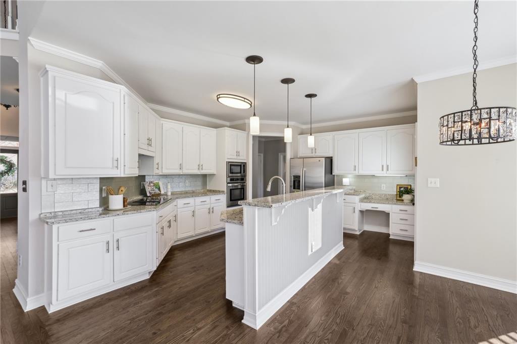 5975 Deerwoods Trail