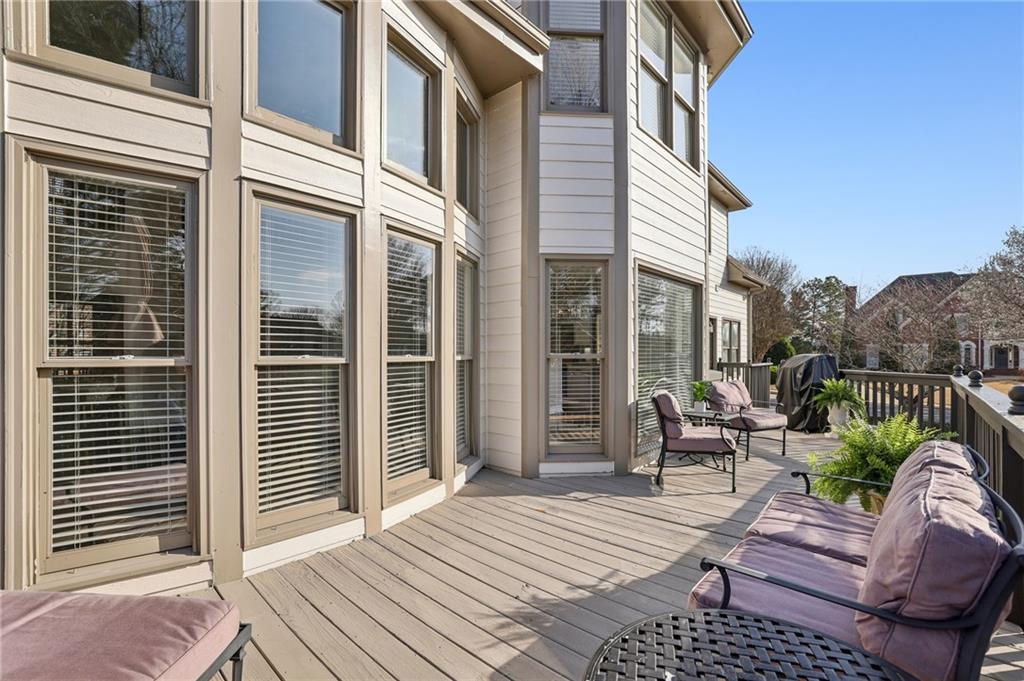 5975 Deerwoods Trail