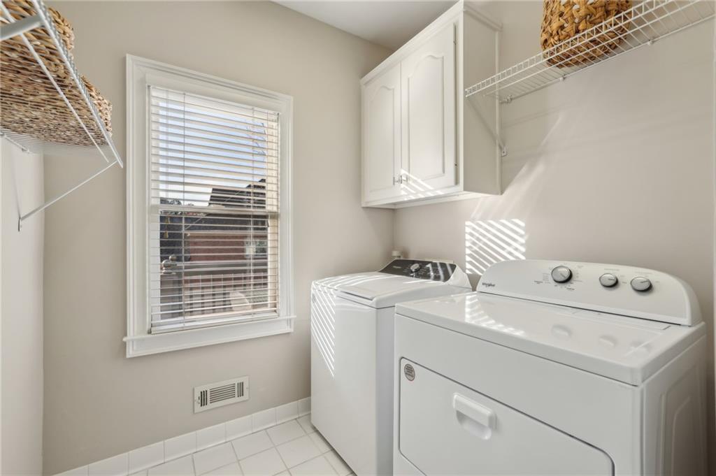 5975 Deerwoods Trail