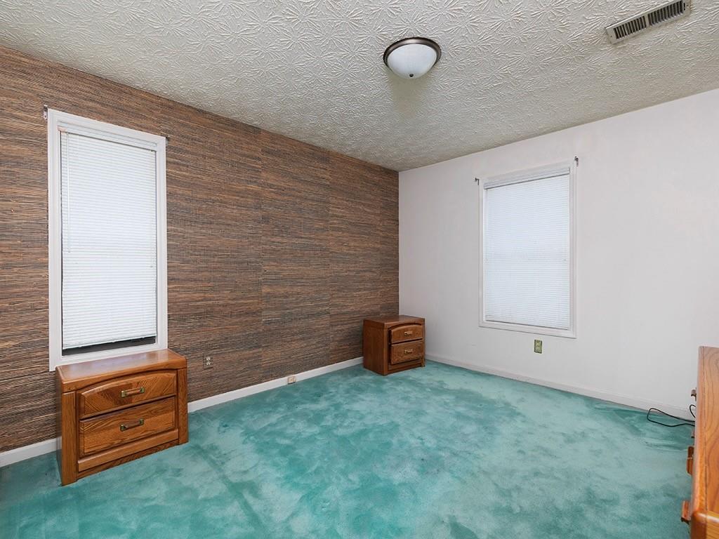 3504 Cedar Valley Drive SE