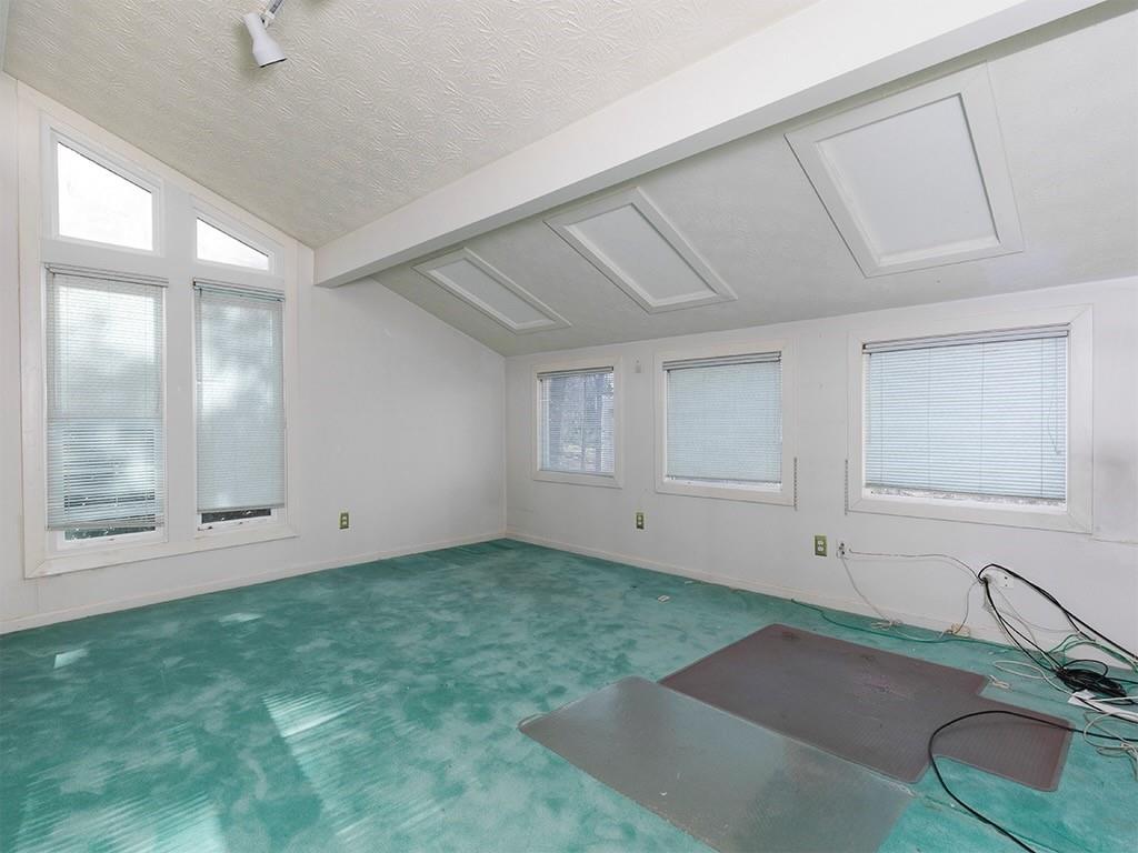 3504 Cedar Valley Drive SE