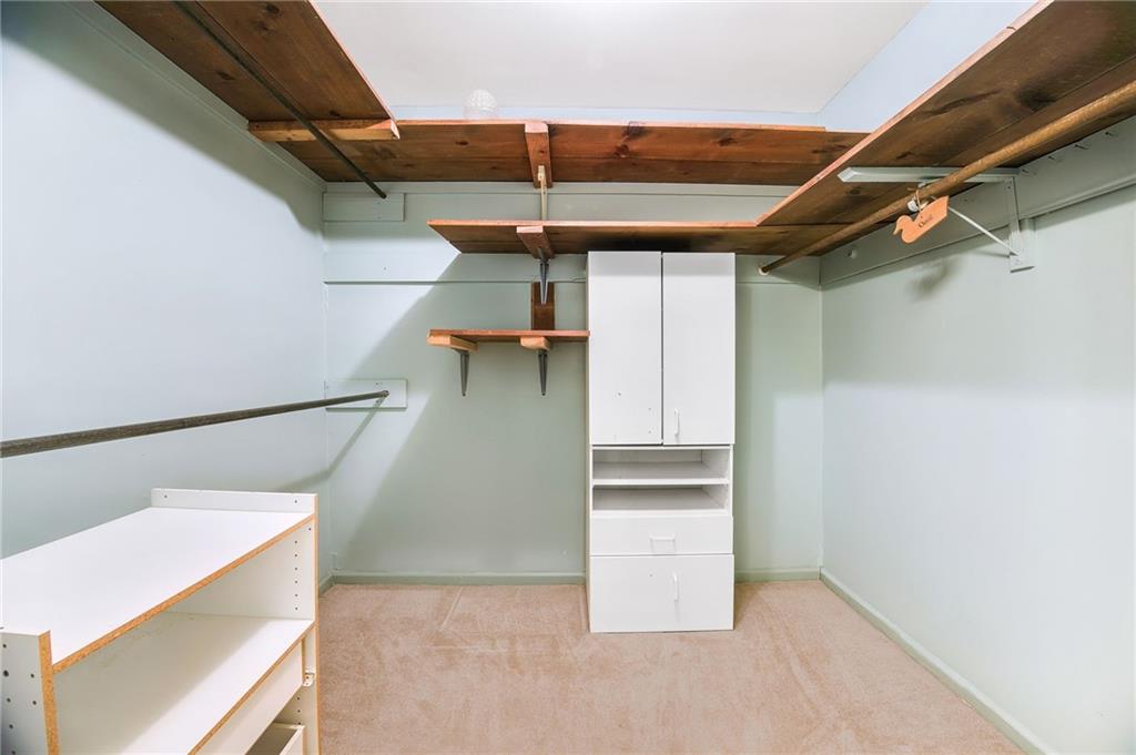 4275 Blackland Drive