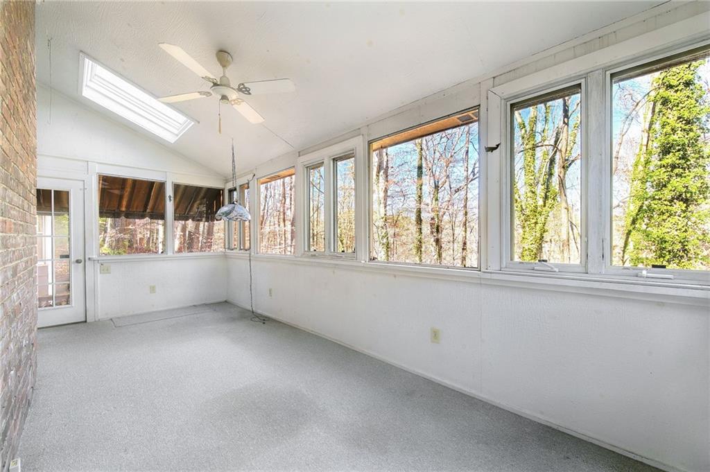 4275 Blackland Drive