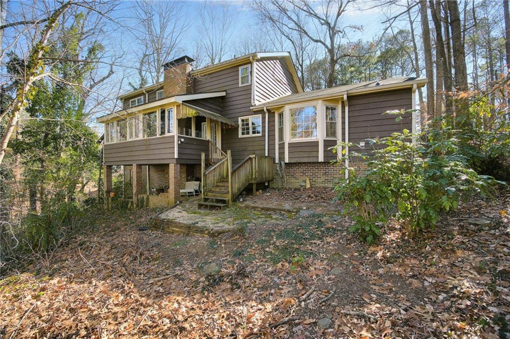 4275 Blackland Drive