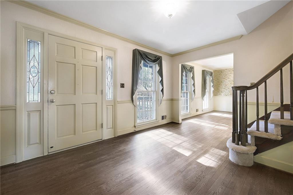 4275 Blackland Drive