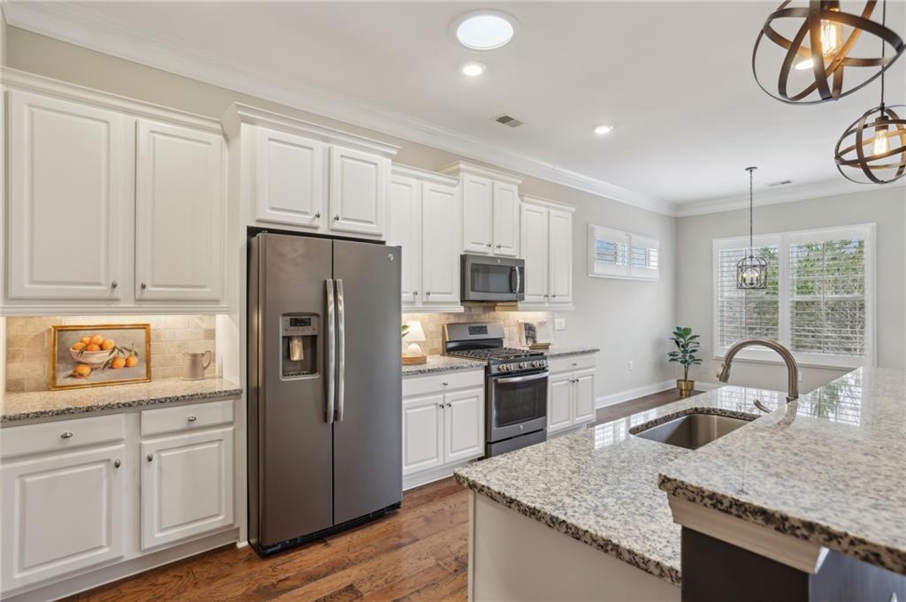 4520 Wren Hollow Court