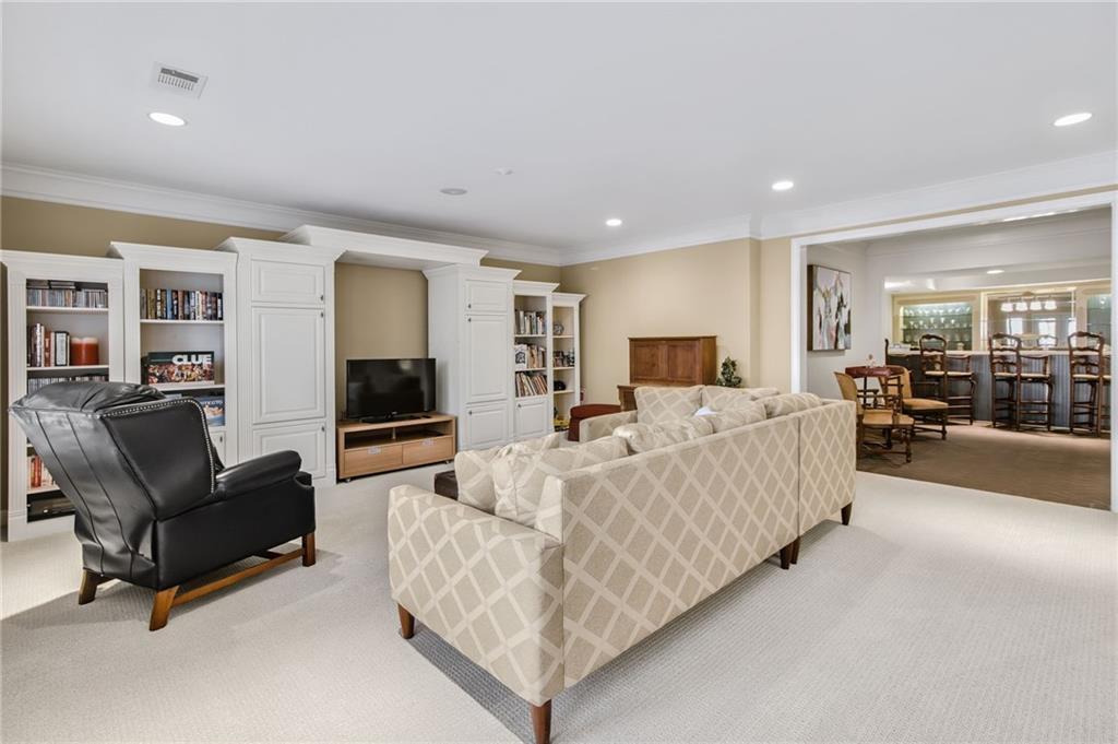 971 Saint Lyonn Courts