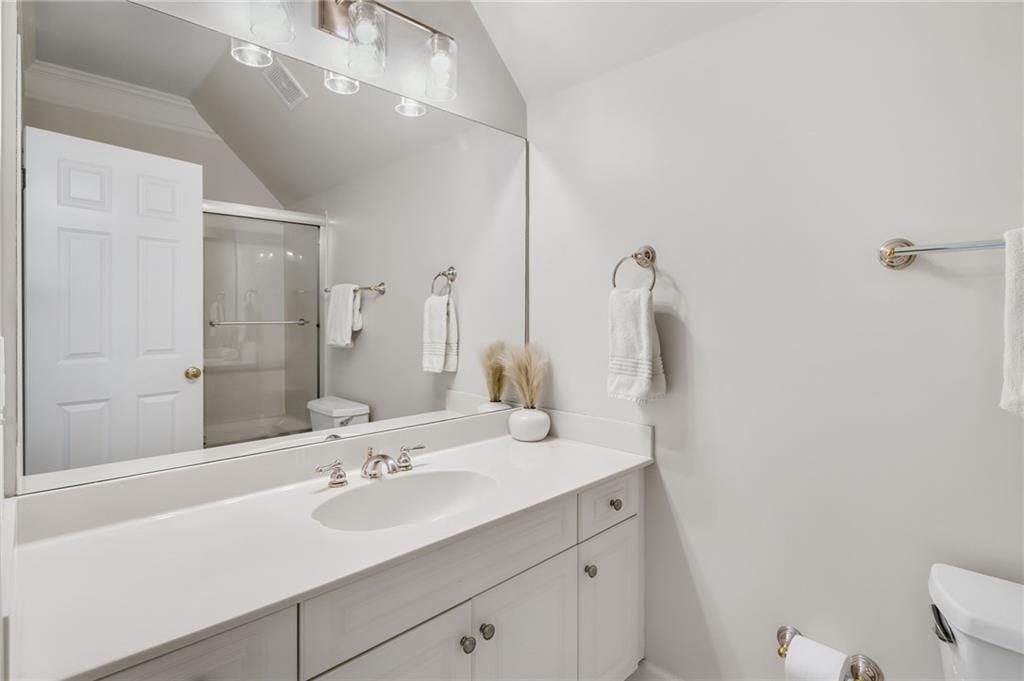 971 Saint Lyonn Courts