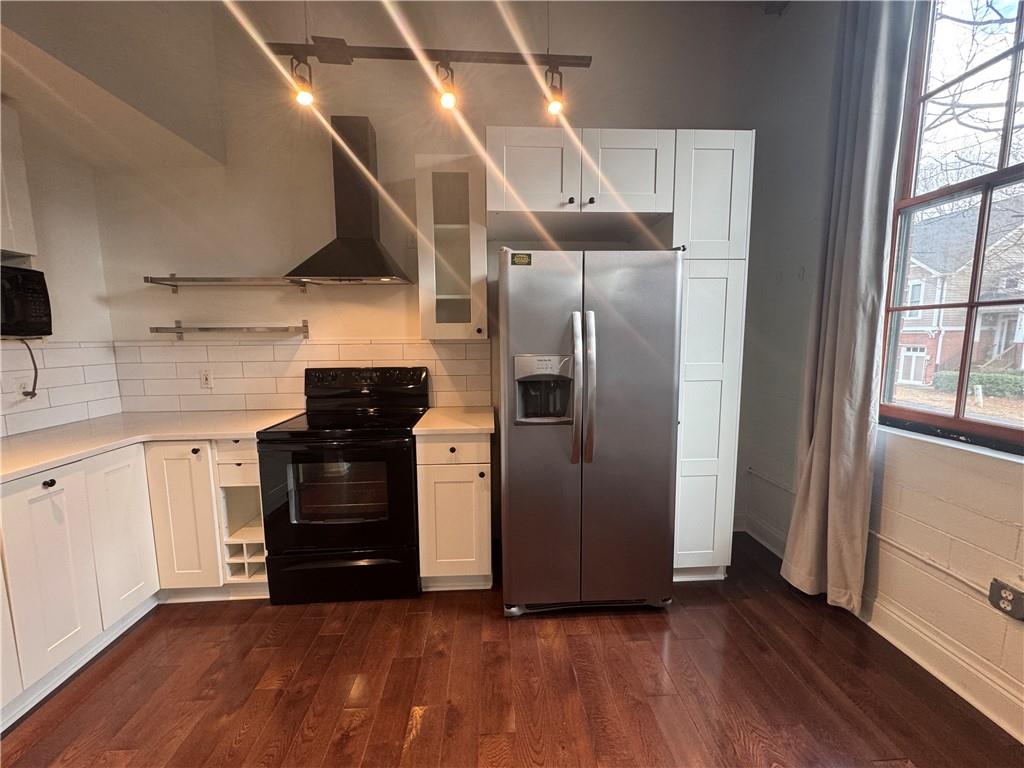 1715 Liberty Lane Unit 103