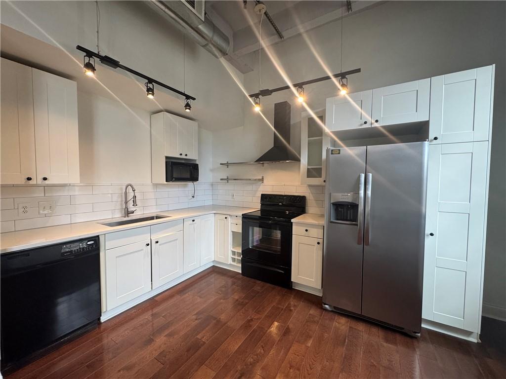 1715 Liberty Lane Unit 103