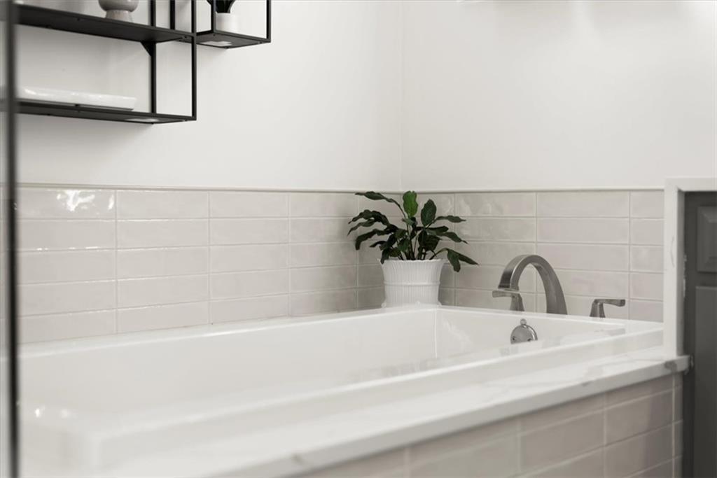 4901 Village Green Drive