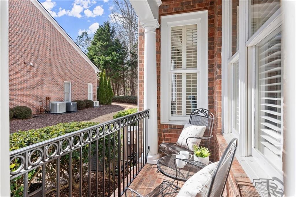 4901 Village Green Drive