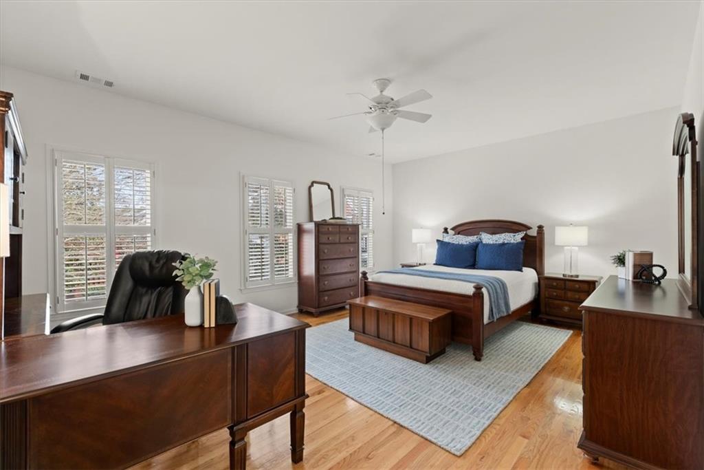 4901 Village Green Drive