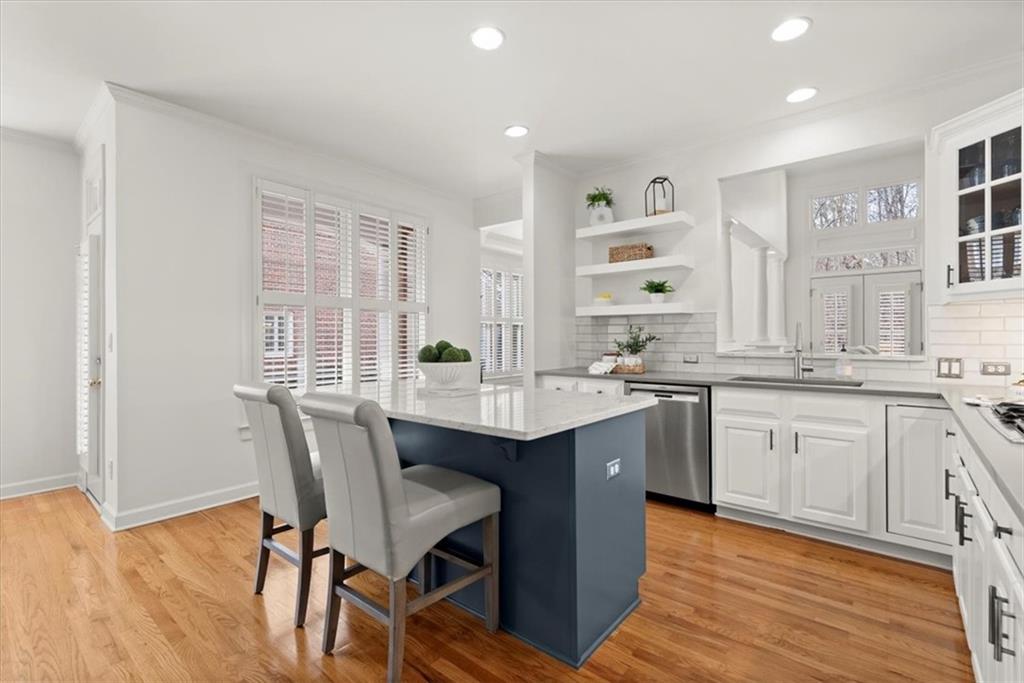 4901 Village Green Drive