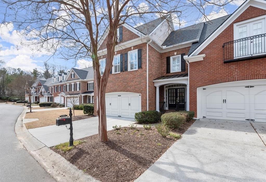 4901 Village Green Drive