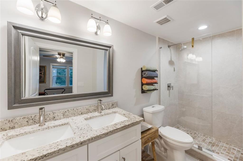 3339 SOMERSET Trace SE