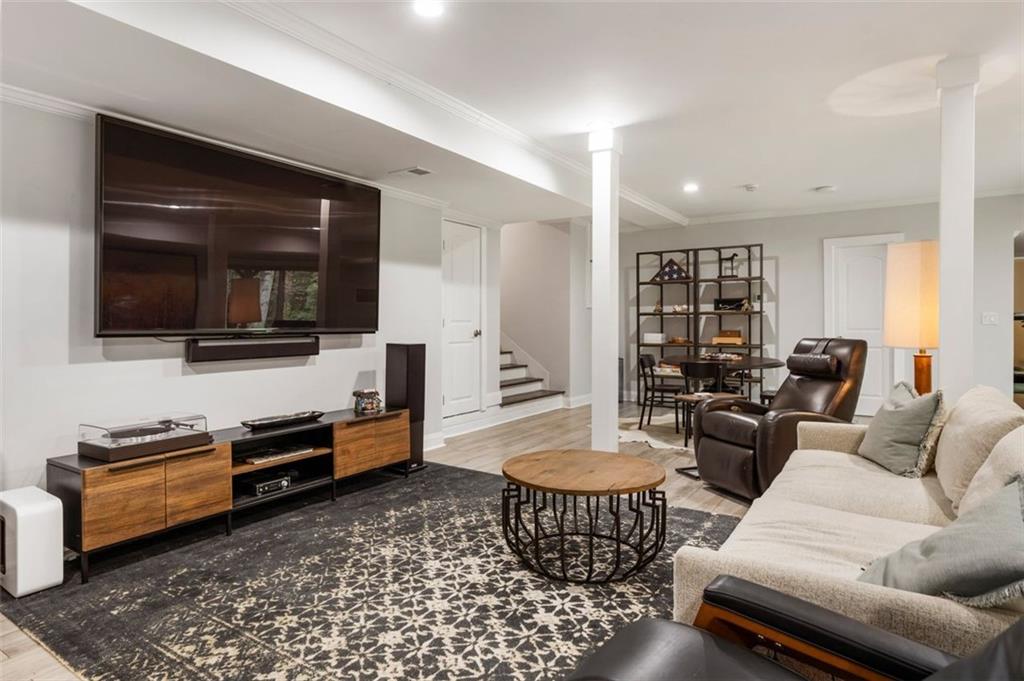 3339 SOMERSET Trace SE