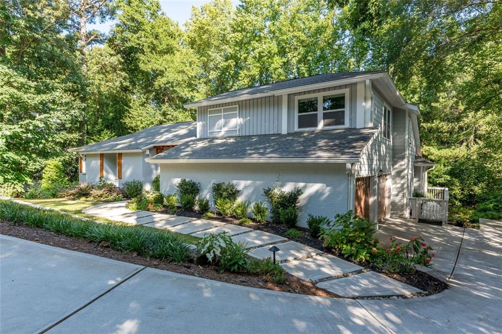 3339 SOMERSET Trace SE