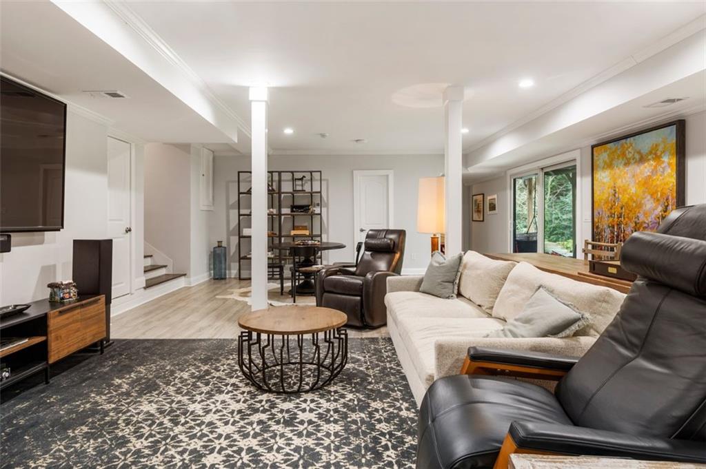 3339 SOMERSET Trace SE