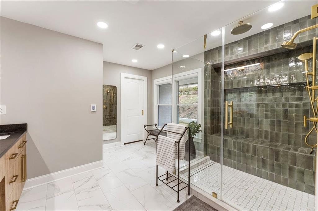 3339 SOMERSET Trace SE