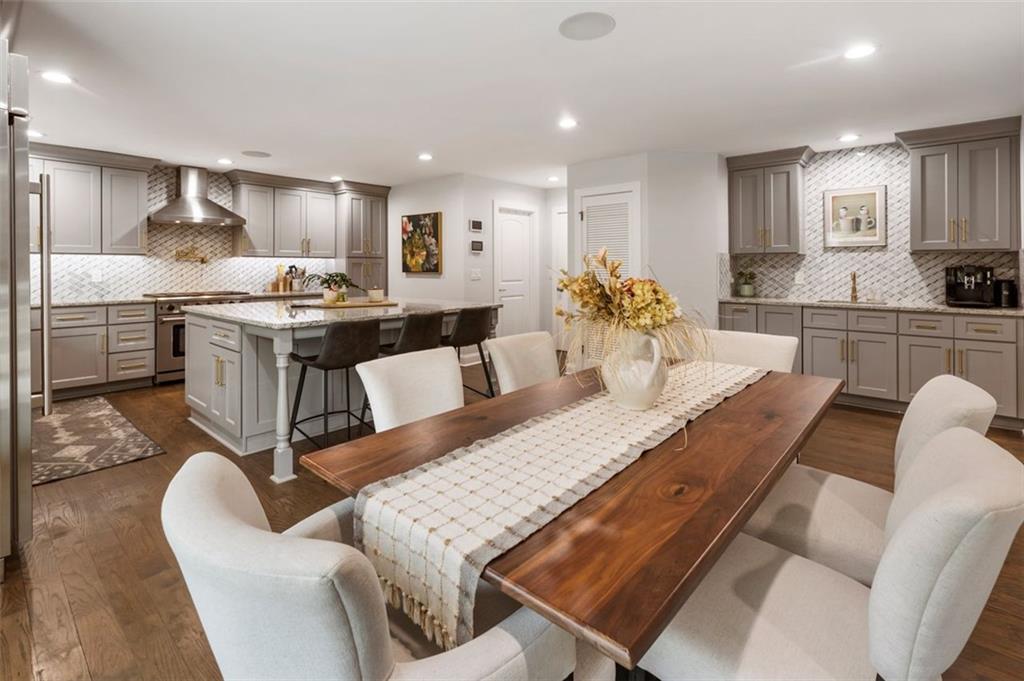 3339 SOMERSET Trace SE