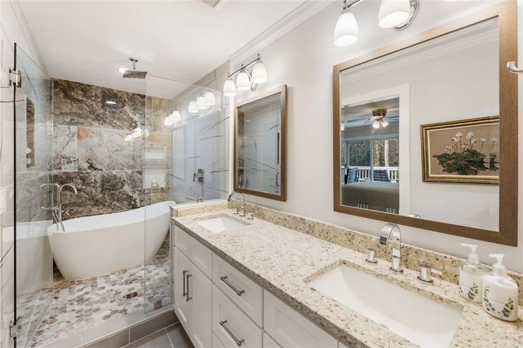 3339 SOMERSET Trace SE