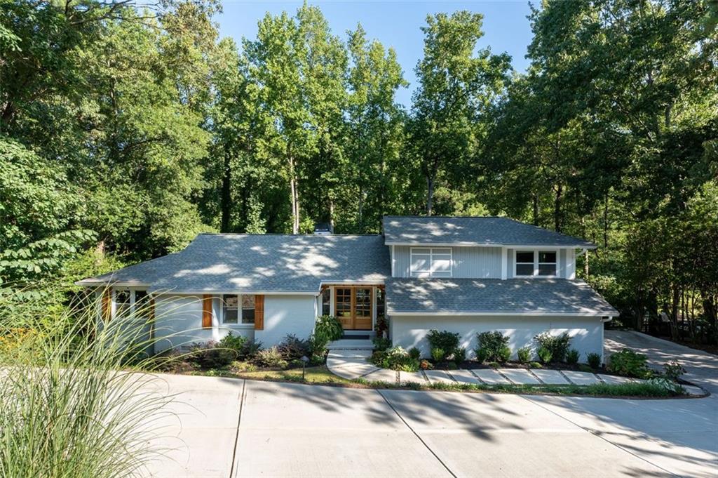 3339 SOMERSET Trace SE