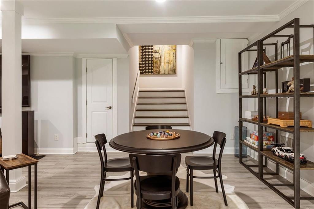 3339 SOMERSET Trace SE