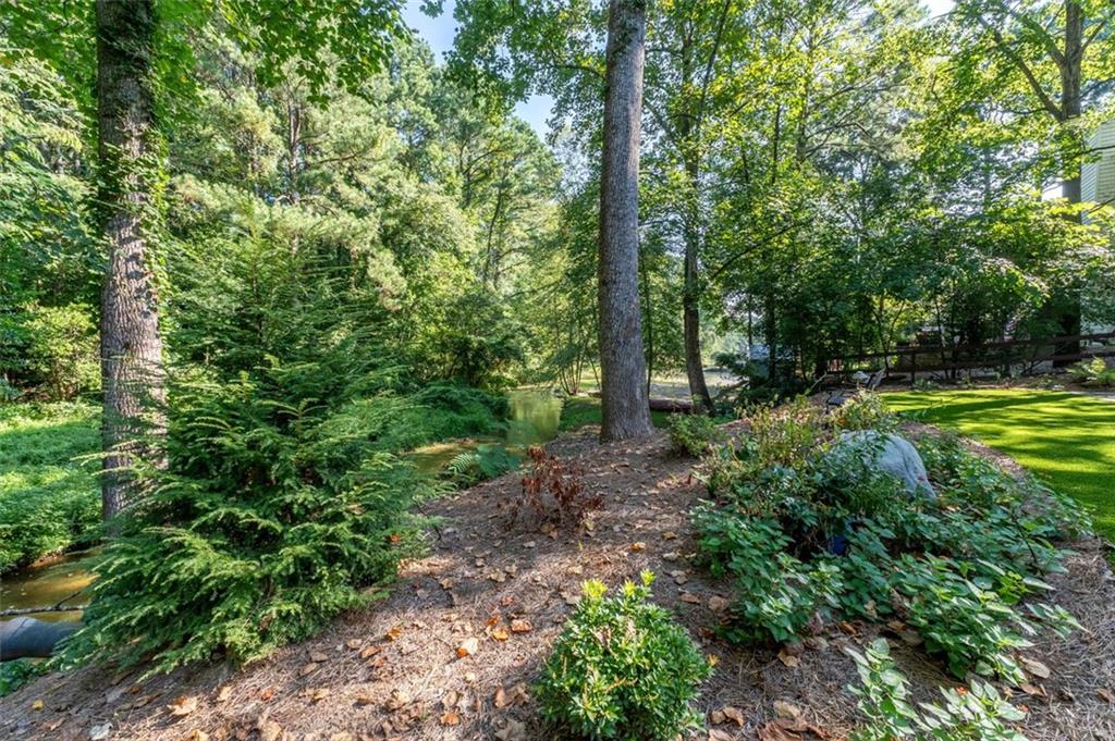 3339 SOMERSET Trace SE