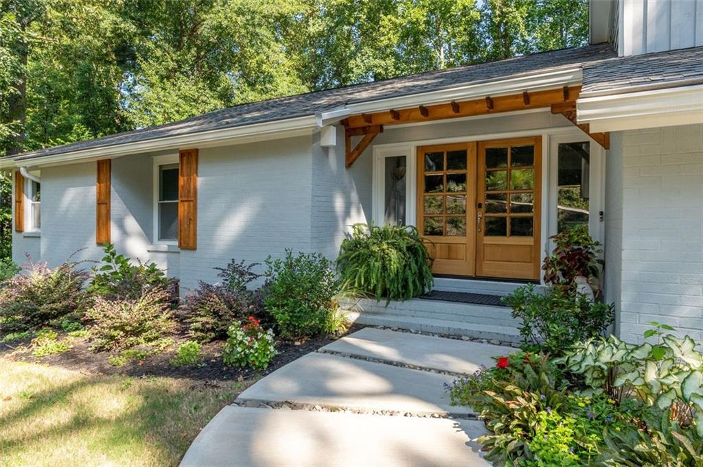 3339 SOMERSET Trace SE