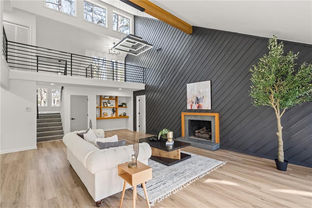 2626 Shadow Woods Circle NE