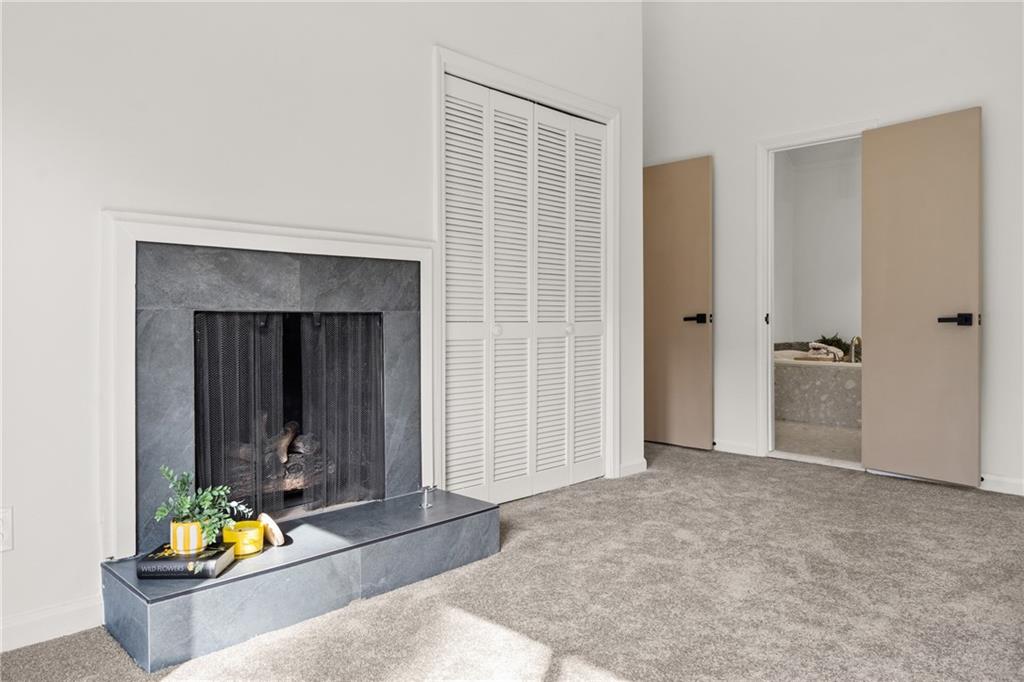 2626 Shadow Woods Circle NE