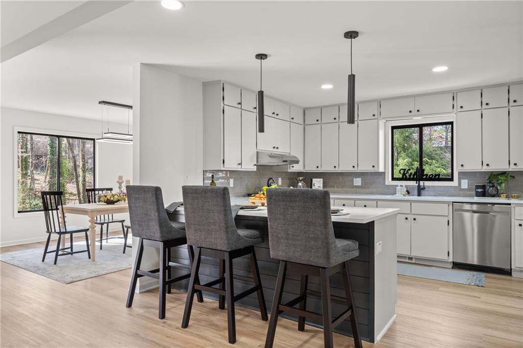 2626 Shadow Woods Circle NE