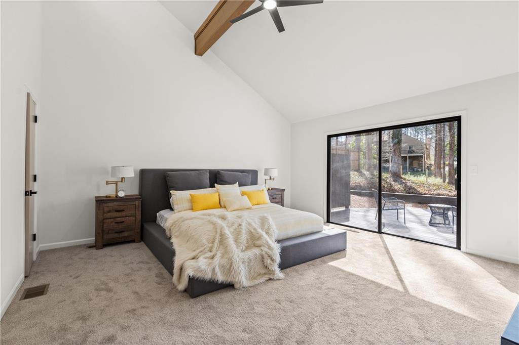 2626 Shadow Woods Circle NE