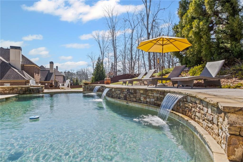 3323 Acorn Falls Drive